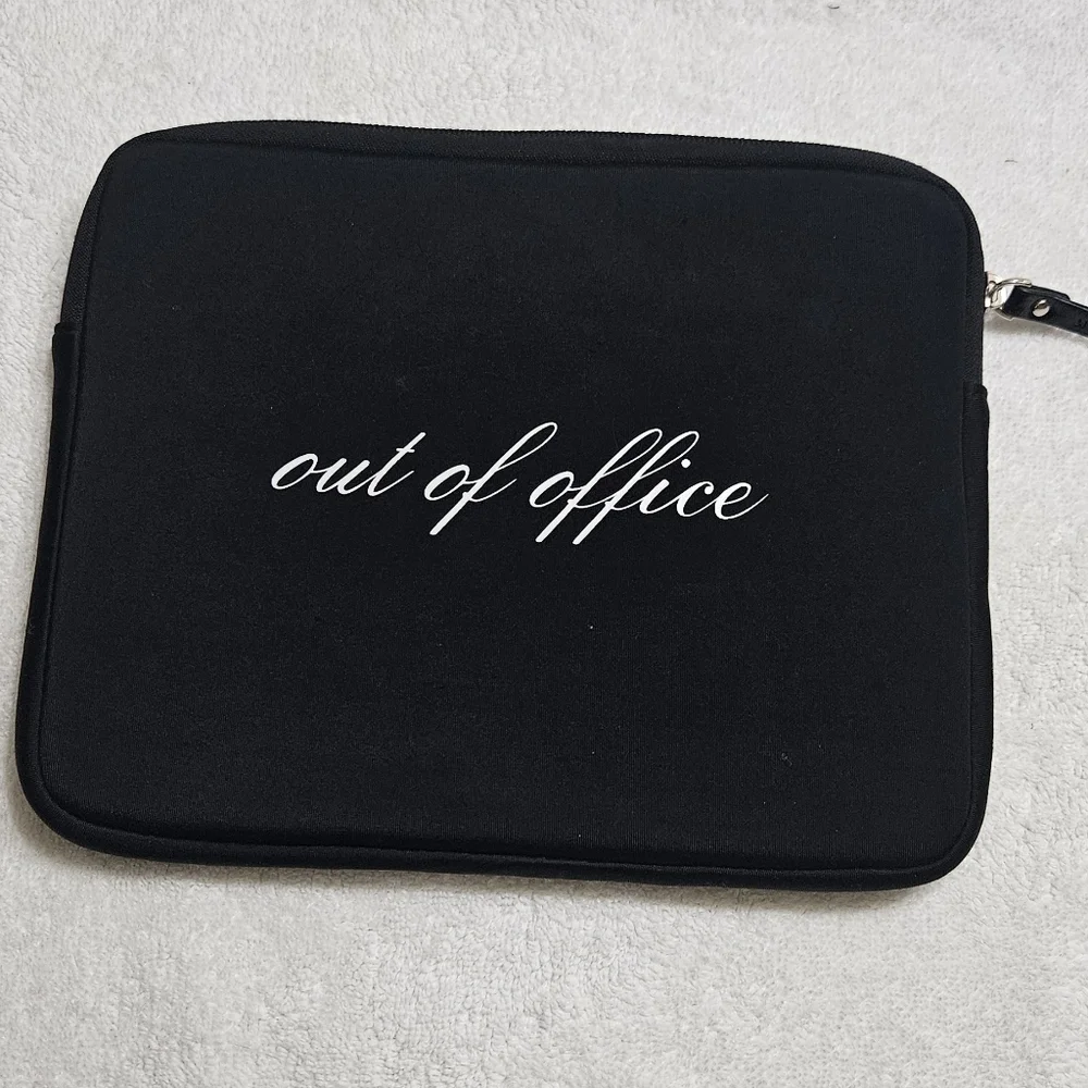 Kate Spade Black Padded Tablet IPad Case Green Striped Interior 